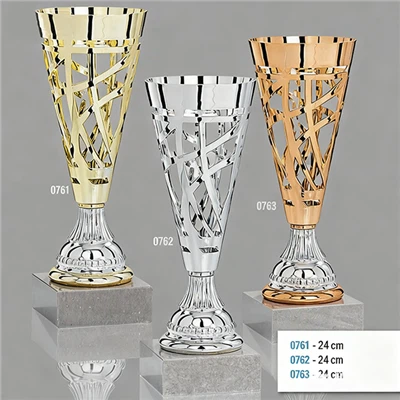 Lielapjoma plastmasas trofejas